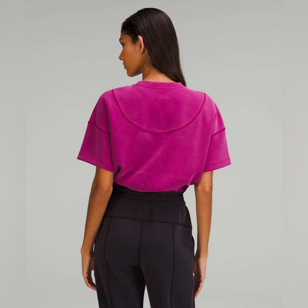 Lululemon Softstreme Gathered T-Shirt - Picture 4 of 4